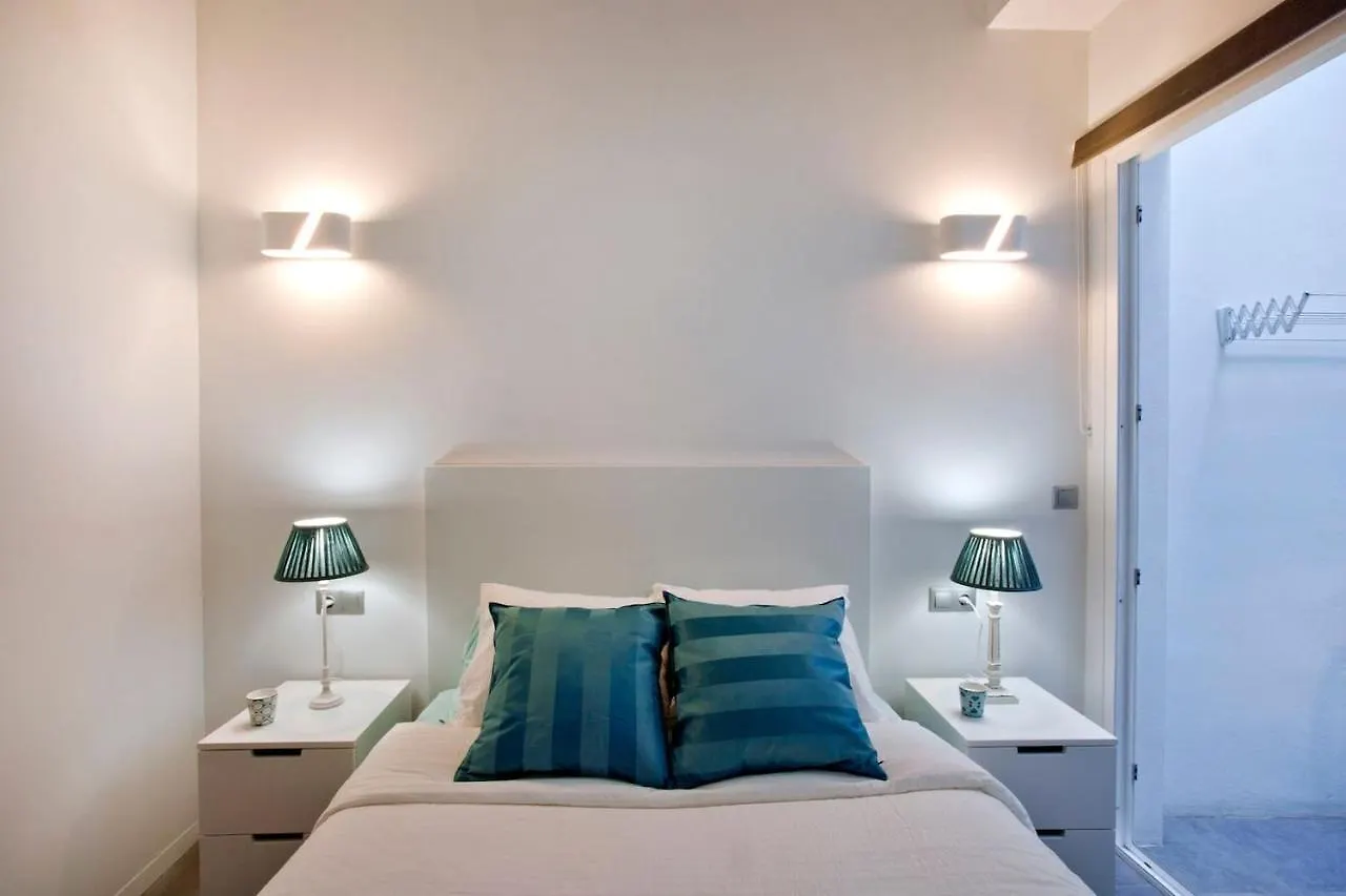 Gatu Villa Alameda, 